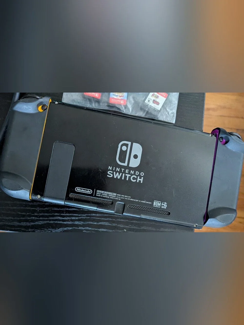 Nintendo Switch Console + Dock, Joy-Con Comfort Grips & 6 Games Bundle